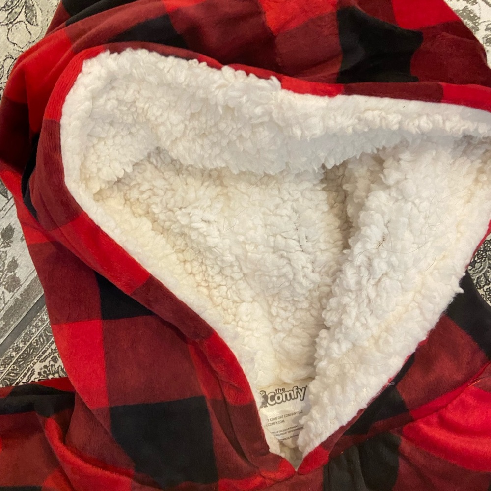 The Comfy black and red checkered   Worn once